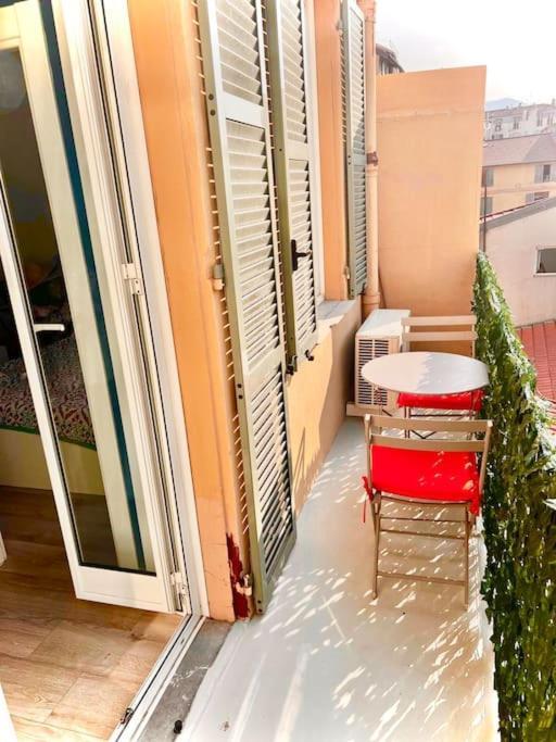 Appartamento Center 2 Min Walk To Quiet Sunny Balcony Nizza